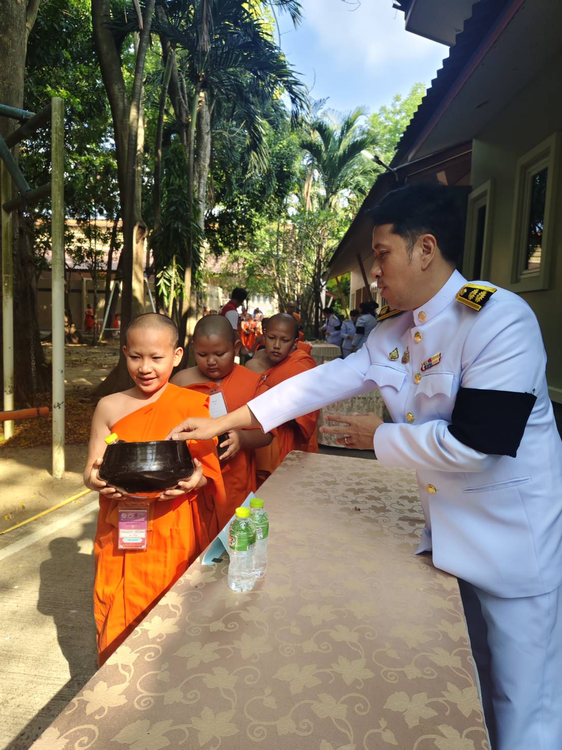title - ส.ป.ก.นครปฐม เข้าร่วมพิธีเจริญพระพุทธมนต์และพิธีตักบาตร เฉลิมพระเกียรติสมเด็จพระกนิษฐาธิราชเจ้า กรมสมเด็จพระเทพรัตนราชสุดา สยามบรมราชกุมารี เนื่องวันคล้ายวันพระราชสมภพ 2 เมษายน และพิธีทอดผ้าป่าสมทบกองทุนพัฒนาเด็กชนบทในพระราชูปถัมภ์สมเด็จพระเทพรัตนราชสุดาฯ สยามบรมราชกุมารี